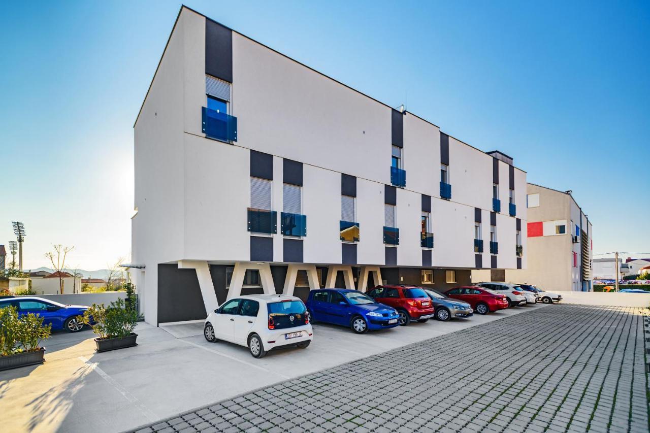Holiday Apartment Zadar - With Summer Balcony And Parking Bagian luar foto